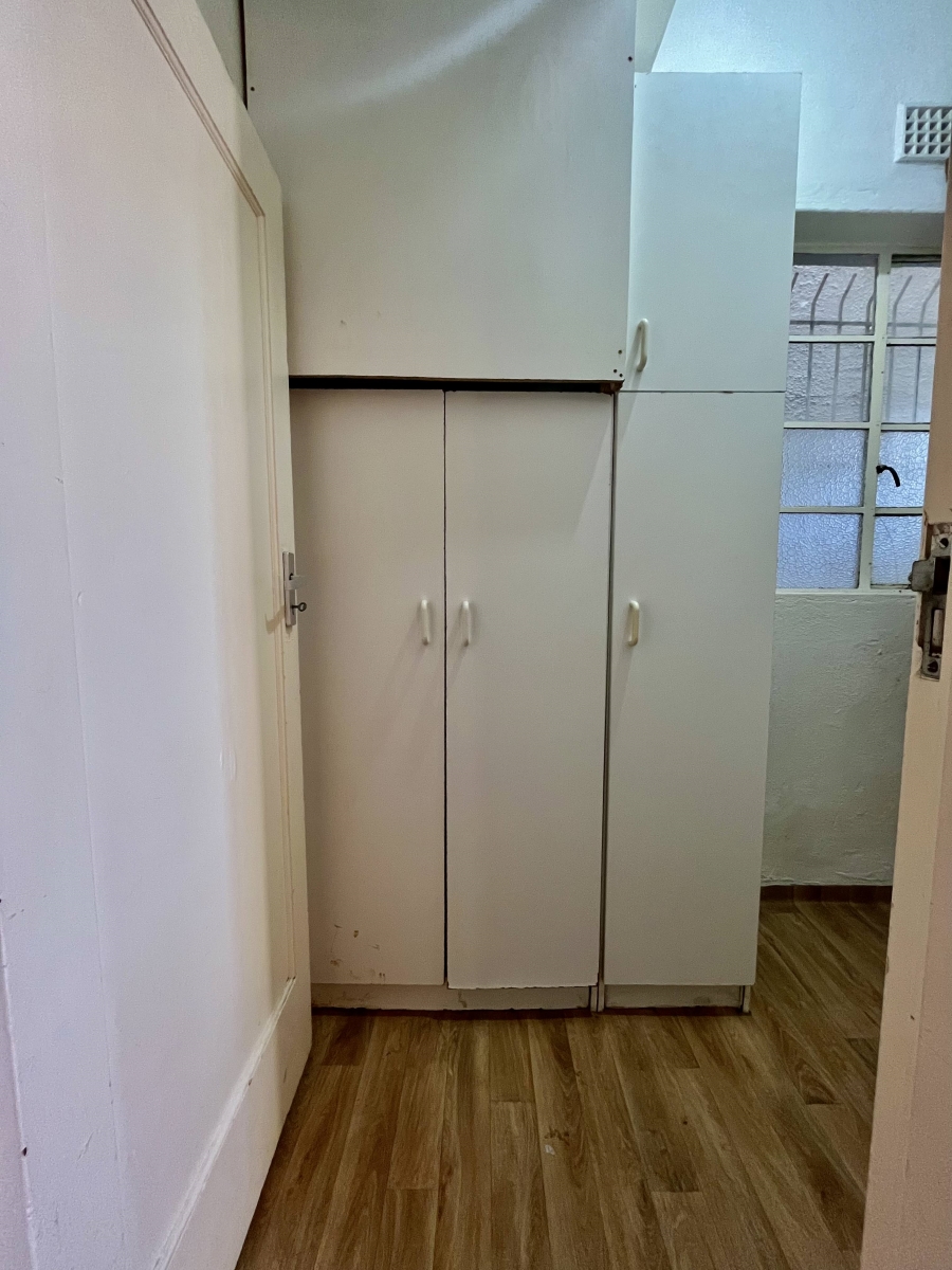 To Let 2 Bedroom Property for Rent in Gardens Western Cape